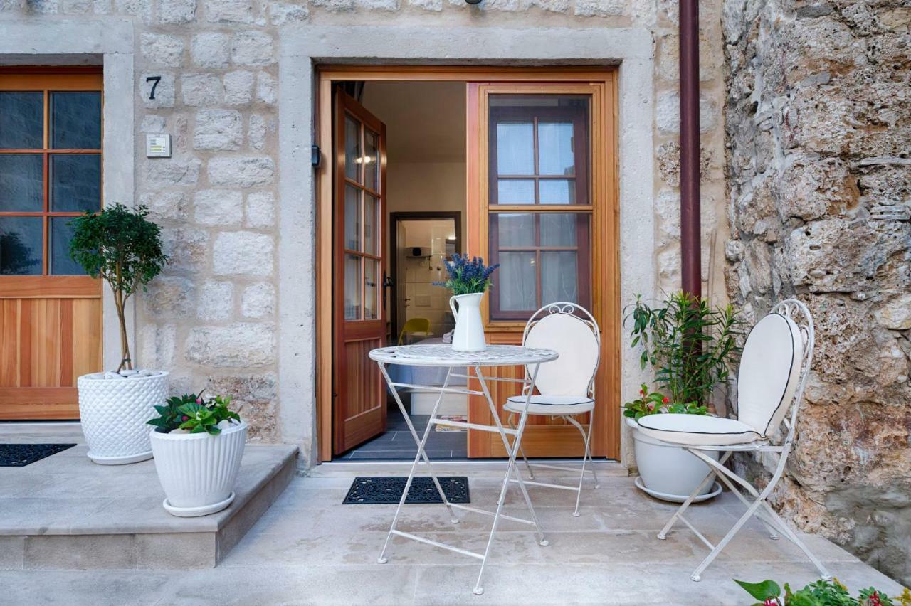 En Suite Room Demaria Komiža Екстериор снимка