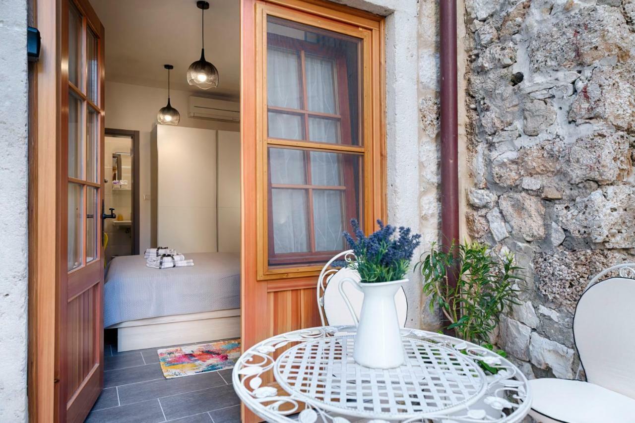 En Suite Room Demaria Komiža Екстериор снимка